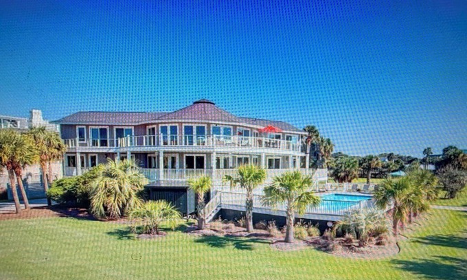 Isle of Palms Casa | Magnificent 7-bedroom house in Isle of Palms