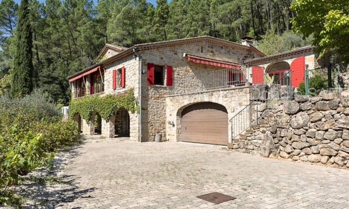 Chambonas Otro | Magnificent Ardéchois farmhouse