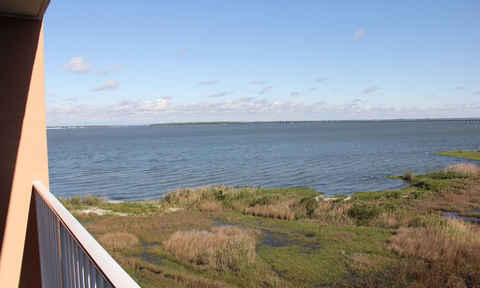 Midtown Ocean City Condominio | Magnífica vista a la bahía !!! Nuevo condominio de lujo; Nuevos muebles y pisos;