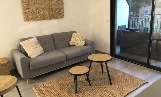 Sainte-Maxime City Centre Apartamento | Magnificent, cosy studio