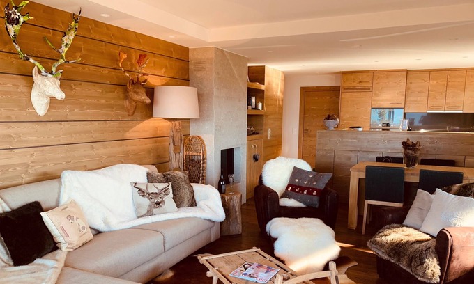 Lens Apartamento | MAGNÍFICO GRANS APARTAMENTO MONTANA