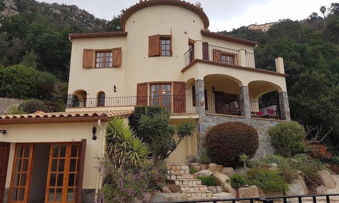 Calonge Casa | Hermosa casa en un entorno precioso y tranquilo con piscina privada