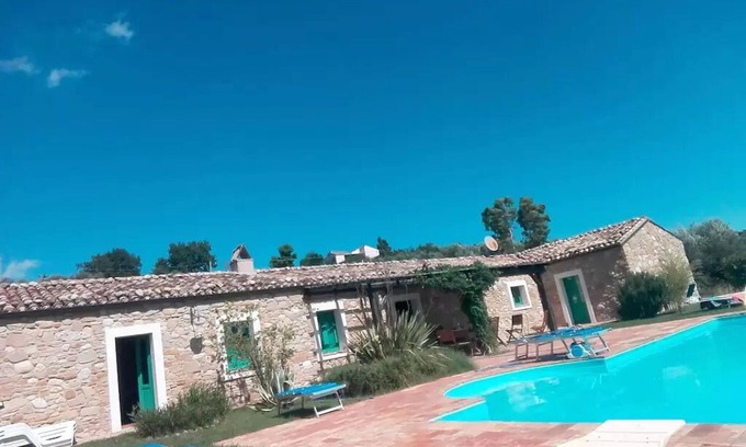 Civitella Casanova Casa | Magnificent villa Civitella Casanova