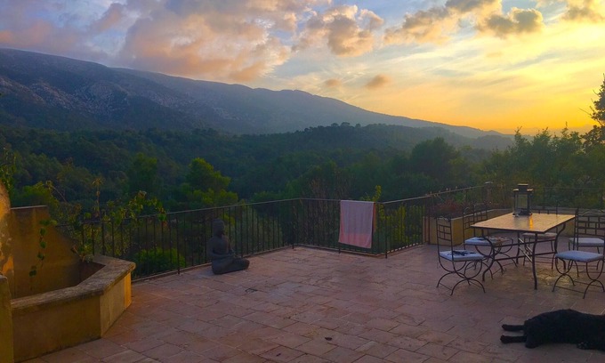 Vauvenargues Otro | Magnificent Mas noble with top-of-the-range amenities on huge property.