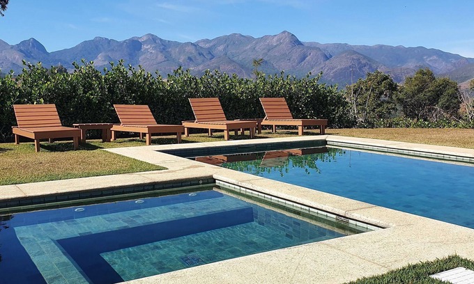 Itaipava Casa | Magnificent views, 3 suites, pool w/ heated tub