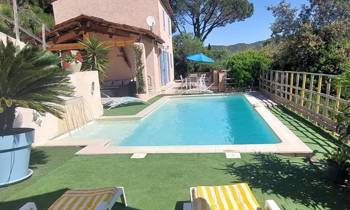 Grimaud Casa | Villa provenzal del Golfo de Saint-Tropez magnífica vista, 6 personas