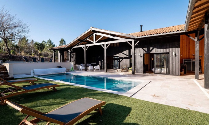 Biscarrosse Casa | Magnificent wooden Villa Golf Biscarrosse with swimming pool
