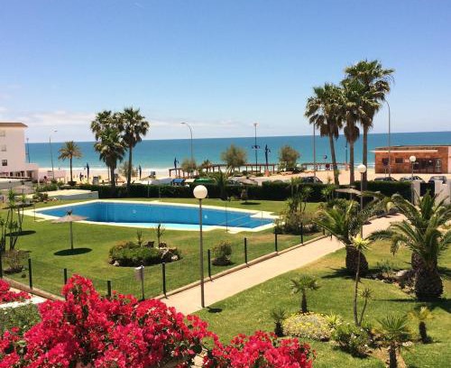 Poblado de Sancti Petri Apartamento | Magnifico apartamento en la Barrosa frente al mar