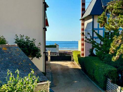 Villers-sur-Mer Apartamento | Magnifique appartement vue mer à 50 m de la plage