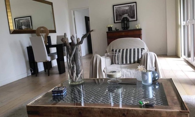 Saint-Cloud Apartamento | Magnifique Appartement Suresnes Avec VUE Tour Eiffel