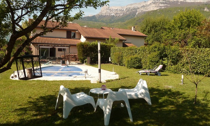Claix Casa | Magnifique Maison au Calme Avec Piscine !