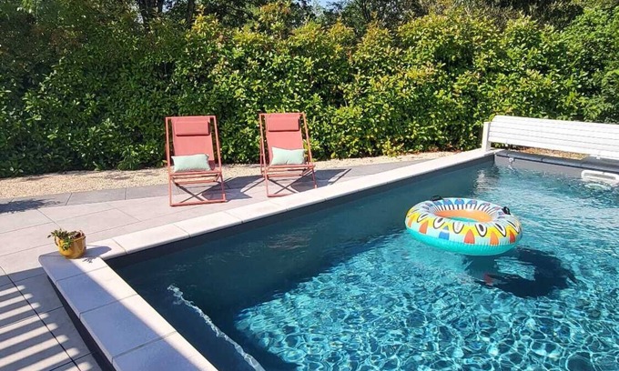 Labeaume Villa | Magnifique Villa Avec Piscine 'casa Mama'