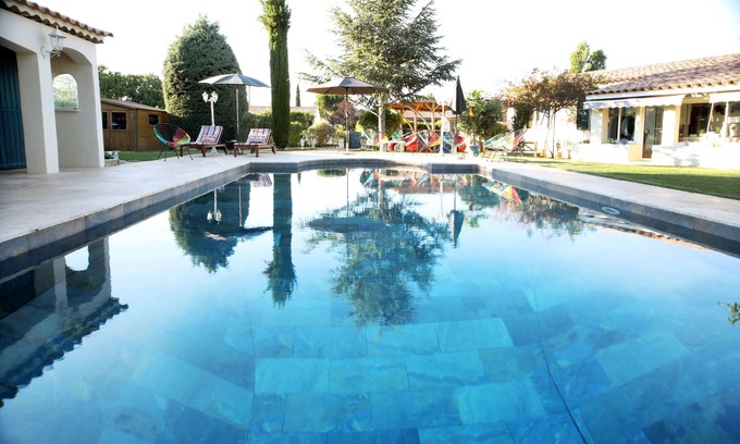 Nans-les-Pins Casa | Magnifique Villa avec Piscine/Jacuzzi tout confort