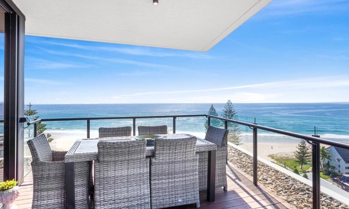 Palm Beach Apartamento | Magnoli - Hosted by Burleigh Letting