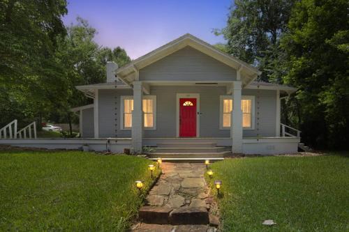 Nacogdoches Casa | Magnolia House Walk to Festival Park home