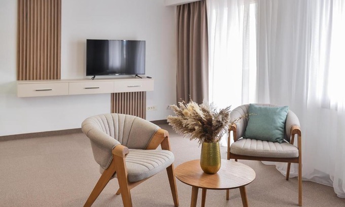 Tivat Hotel | Magnolia Place