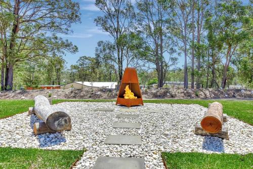 North Rothbury Casa | Magpie Three- Two for Joy Estate. 2.5 Bathrooms sleeping 6