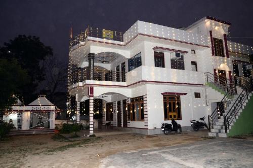 Faizabad Casa | Mahadev Retreat