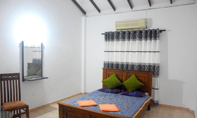 Erewwala Casa | Maharagama Shehan Hotel
