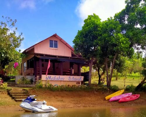Cavinti Otro | Mahatao Island
