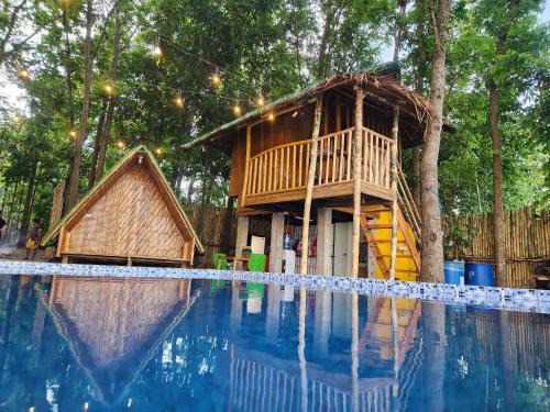 Arayat Casa | Mahogany Lane by KF