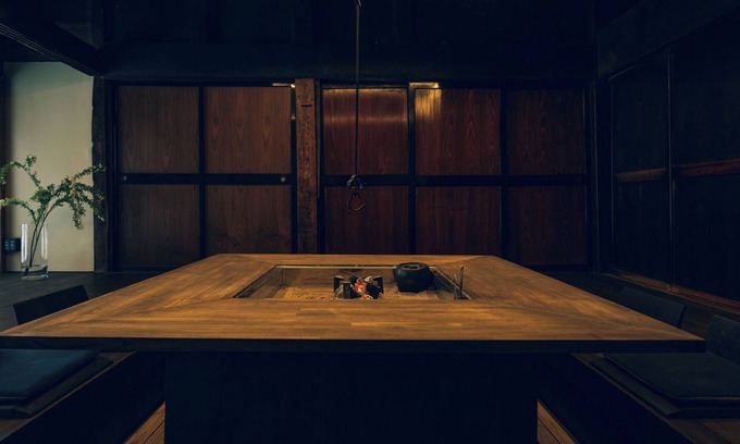 Myoko Cabaña | MAHORA Nishinotani is an old private house inn built over 120 years ago. Surrounded by the nature of Myoko, enjoy hearth cooking, earthenware rice pots, and bonfires. 3 minutes from ski slopes, ideal for a stay to enjoy nature.