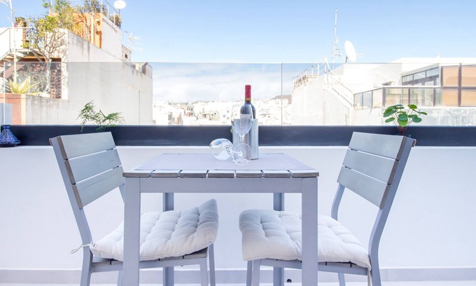 Las Palmas de Gran Canaria Apartamento | Mainstream home with balcony By Canariasgetaway