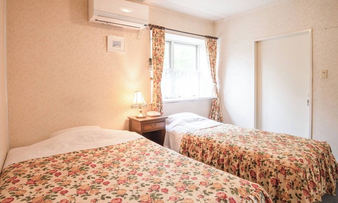 Nikko Hotel | Main building 2 adjoining Westernstyle rooms twin with bathroom toilet and shower booth / Nikko Tochigi