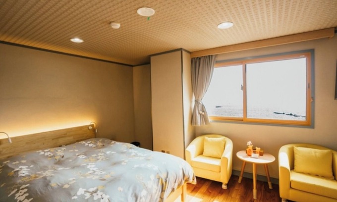 Suzaki Hotel | Main building 301 Westernstyle room double bed / Shimoda Shizuoka