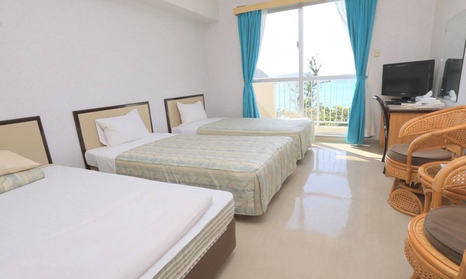 Tokashiki Hotel | Main building ocean side western style triple room with unit bath Dinner and breakfast / Shimajiri-gun Okinawa