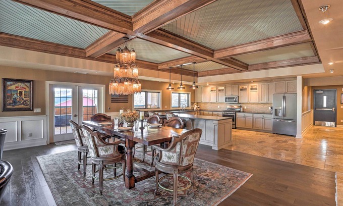 Sturgis Apartamento | Main Street Sturgis Apt w/ High-End Features
