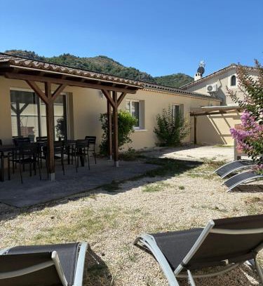 Saint-Julien-en-Saint-Alban Casa | Maison au calme avec terrasse