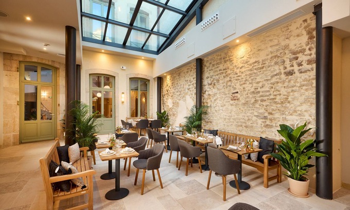 Beaune City Centre Hotel | MAISON 1896
