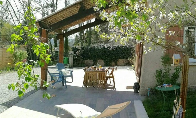 Digne-les-Bains Casa | Maison 3 étoiles avec jardin pour familles, sportifs, curistes.