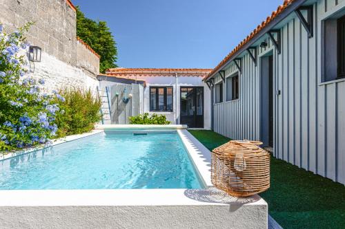 Le Chateau-d'Oleron Casa | Maison 4 chambres avec piscine