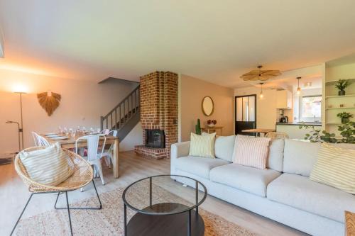 Wasquehal Casa | Maison 4 chambres avec jardin & garage proche tram