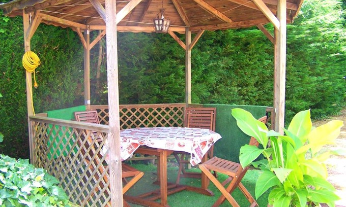 La Chapelle-aux-Choux Casa | Maison accueillante à La Chapelle-aux-Choux avec jardin spacieux 70 m²