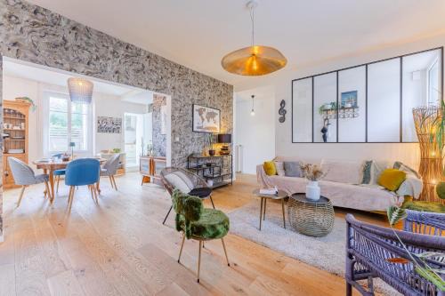 Mairie de Chantenay Casa | Maison Athlos - Quartier calme au coeur de Nantes