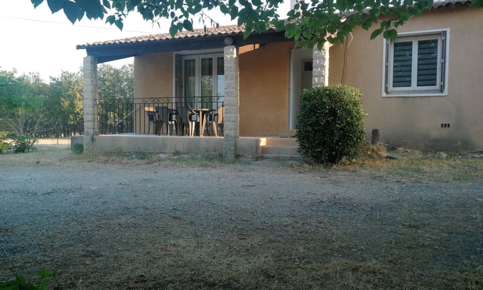 Velleron Casa | Maison au Calme en Campagne