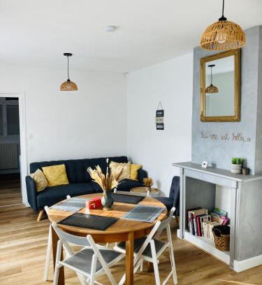 Montfort-le-Gesnois Casa | Maison avec 2 chambres et jardin