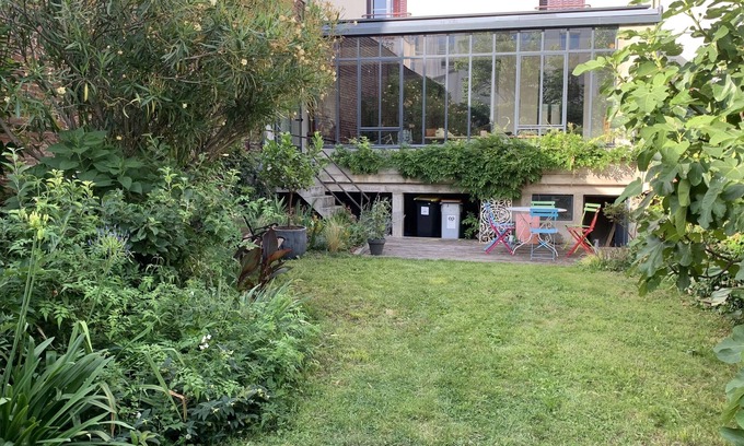 Asnieres-sur-Seine Casa | Maison Avec Jardin Près de Paris