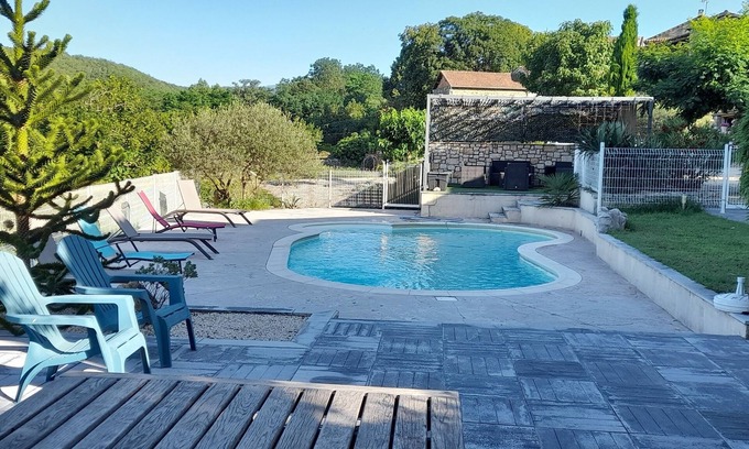 Montreal Casa | Maison Avec Piscine au Calme Pour 2 Personnes
