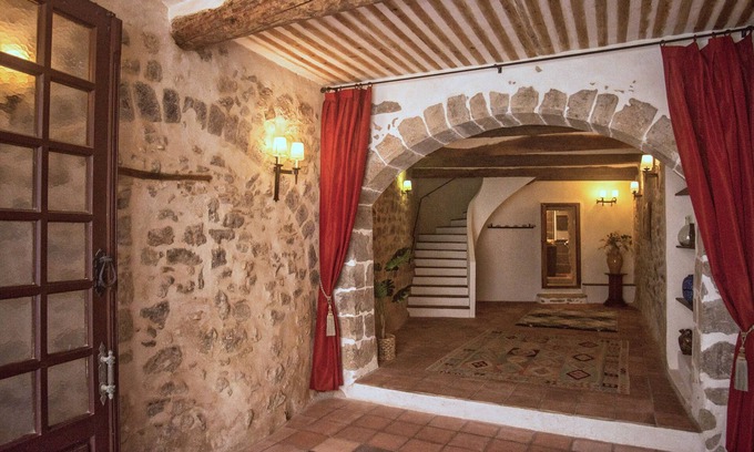 Lagrasse Casa | MAISON BACCHUS - Casa Medieval de Nueva Renovación!