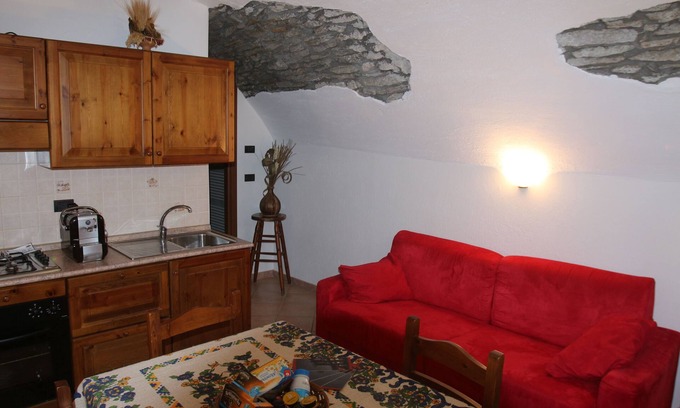 Issogne Casa | MAISON CASSIUS LA DISOT