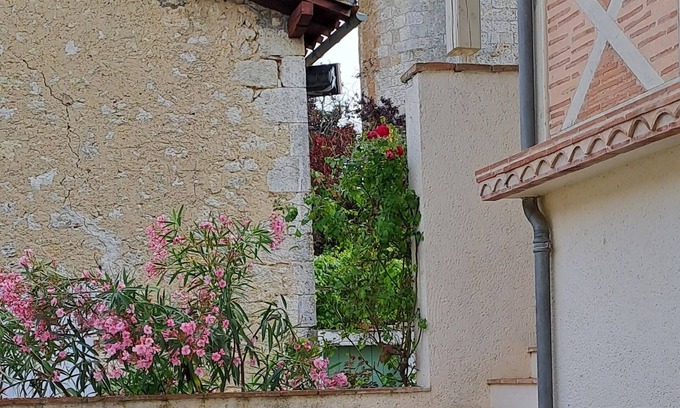 Saint-Clar Casa | Maison Centre Village Historique