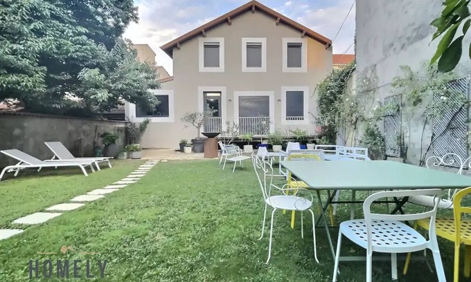 Valence Casa | Maison Centre Ville Avec Jardin AU Calme