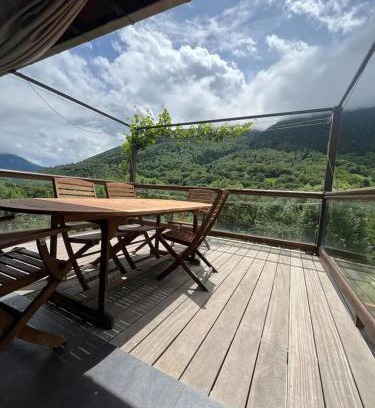 Peyragudes Casa | Maison chaleureuse à Saint-Aventin avec jardin et vue montagne