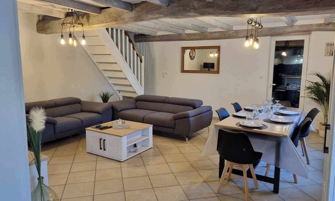 Juillac-le-Coq Casa | Maison Charentaise