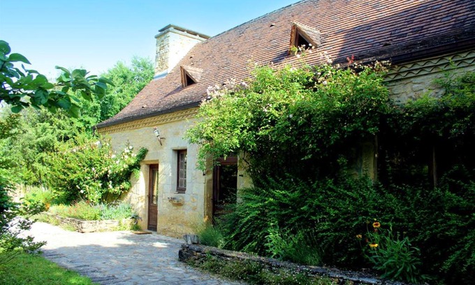Saint-Cybranet Casa | Maison charmante à Saint-Cybranet avec piscine partagée