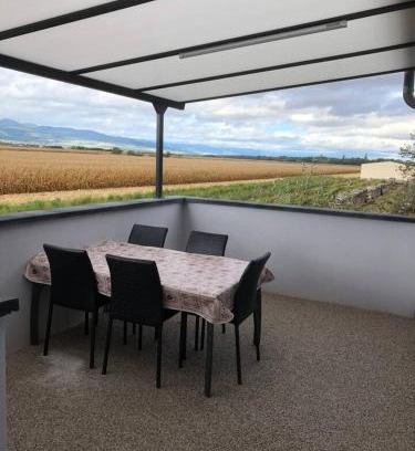 Munwiller Casa | Maison charmante à Munwiller avec terrasse et parking gratuit.